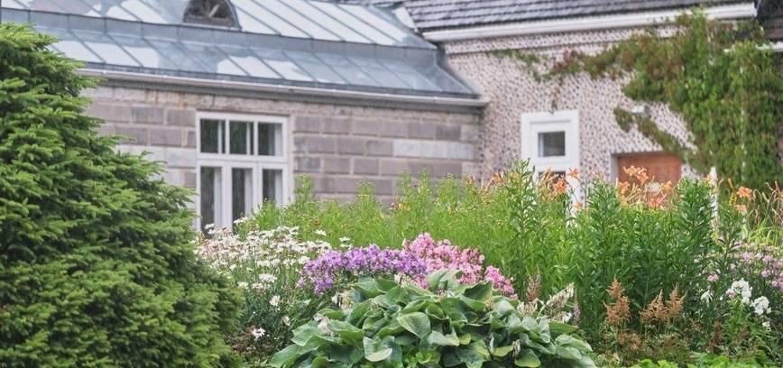 BURBIŠKIO DVARO ISTORIJOS MUZIEJAUS LANKYTOJAMS BUS ATVERTOS DVARO SPINTOS 