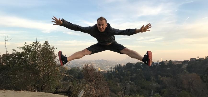 KARŠTA LOS ANDŽELO SAULĖ NEIŠBLUKINO MEILĖS ŠIAULIAMS: „ŠIS MIESTAS TURI ŠARMO“