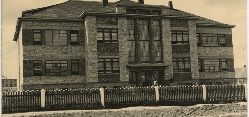 MUZIEJININKAI ATIDARYS ŠIAULIŲ ISTORIJOS MUZIEJŲ