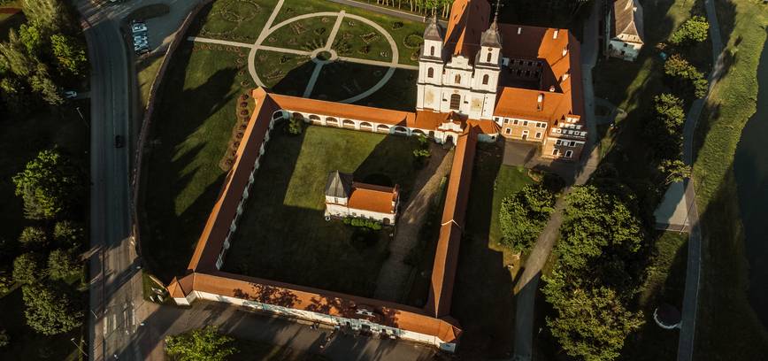 GYVOJI ISTORIJA: TYTUVĖNŲ ANSAMBLIO 3D REKONSTRUKCIJA