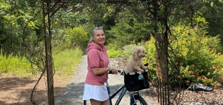 NUO ŠIAULIŲ IKI AMERIKOS: DIANOS ISTORIJA APIE DRĄSĄ, DARBĄ IR SAVO KELIĄ