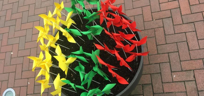 TAUTOS ŠVENTĘ PAMINĖKITE KITAIP