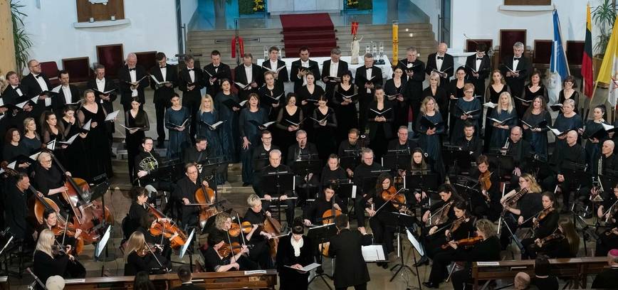 LIELDIENU FESTIVĀLS “RESURREXIT” – VIENĪGAIS ŠĀDA VEIDA FESTIVĀLS LIETUVĀ