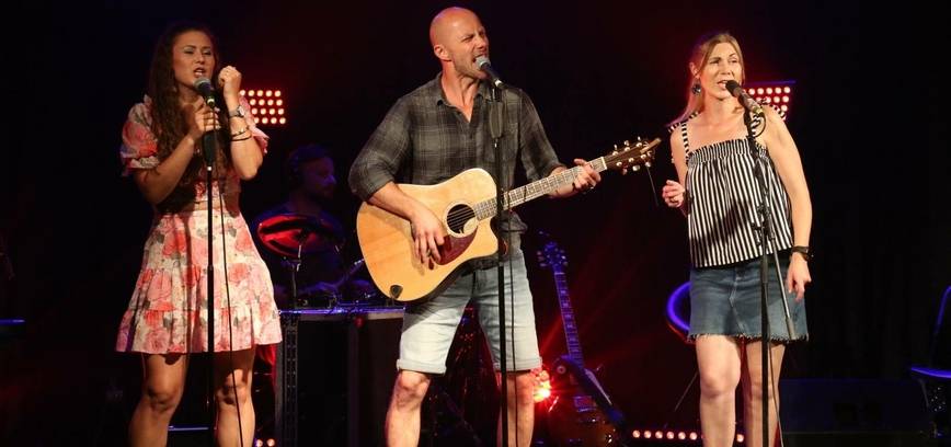  Naisių vasaros teatro muzikinė programa-koncertas 