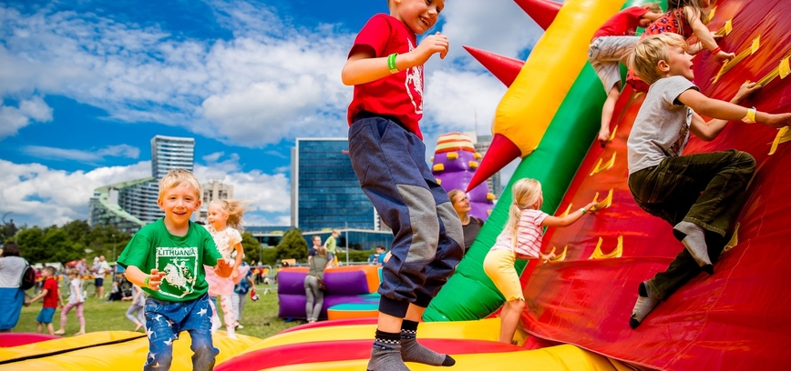 MEGA BATUTŲ FESTIVALIS ŠIAULIUOSE 