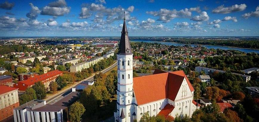 EKSKURSIJA Į ŠIAULIŲ ŠV. APAŠTALŲ PETRO IR PAULIAUS KATEDROS APŽVALGINĮ BOKŠTĄ