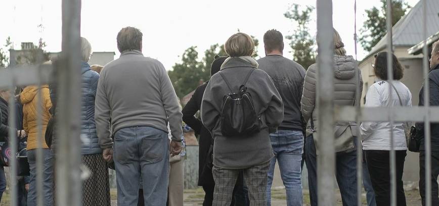 EKSKURSIJA „BALTAS KALĖJIMAS ŠIAULIUOSE:ISTORIJOS , KURIOS GYVENA SIENOSE“
