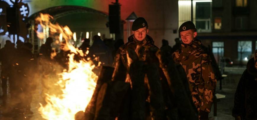  Laisvės gynėjų dienos renginys ir atminimo laužai 