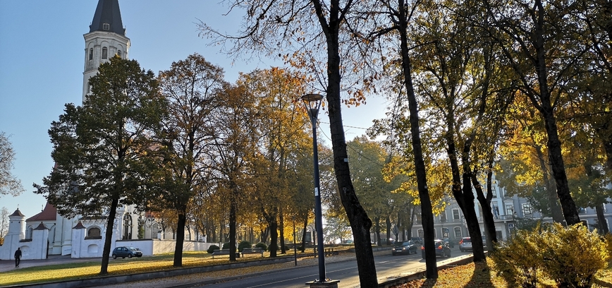 SPALIO MĖNESIO EKSKURSIJOS