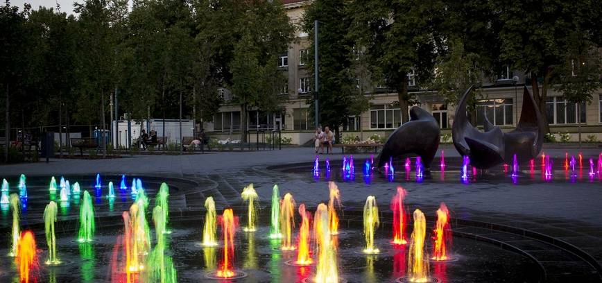 EKSKURSIJA „ „JUODAI BALTOS / BALTAI JUODOS ŠIAULIŲ ISTORIJOS SUTEMUS...“