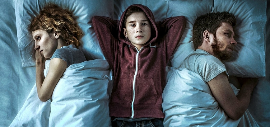 Filmas „Čia buvo Saša“ Chaimo Frenkelio vilos parke