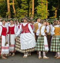  Lietuvos dainų šventės „Kad giria žaliuotų“ įamžinimui skirto ąžuoliuko sodinimo ceremonija 