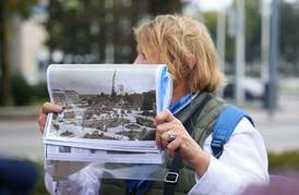 EKSKURSIJA-PASIVAIKŠČIOJIMAS SU ARCHITEKTE RŪTA ČERNIAUSKIENE „RAUDONA IR GELTONA: MIESTO ARCHITEKTŪROS ŽENKLAI“