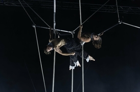 Šiuolaikinio cirko spektaklis „inTense“