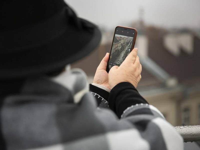 Fotografuoju telefonu. Mobiliografijos kursai senjorams