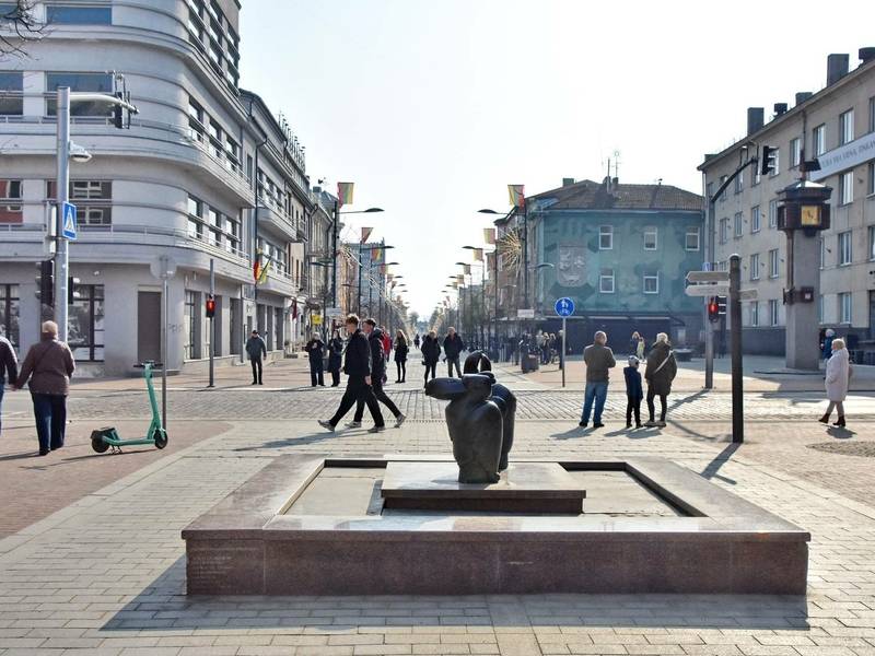 EKSKURSIJA „MIESTO MENAS UŽ KAMPO“