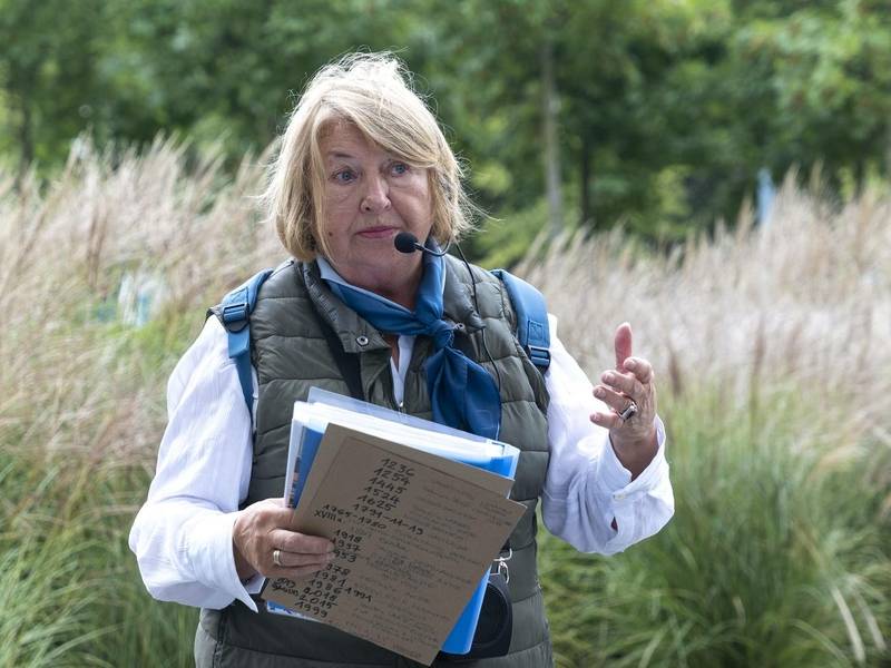 EKSKURSIJA SU ARCHITEKTE-GIDE RŪTA ČERNIAUSKIENĖ „DVI AIKŠTĖS – DU GYVENIMAI ARBA NUO KALNIUKO LINK PARYŽIAUS“