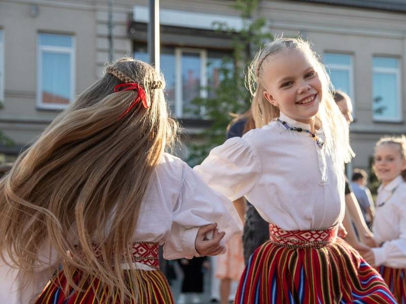  Folkšokiai „Šoka visi“ 