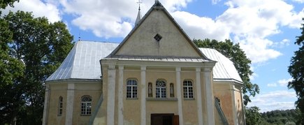 DIE KIRCHE ALLER HEILIGEN VON PAŠUŠVYS