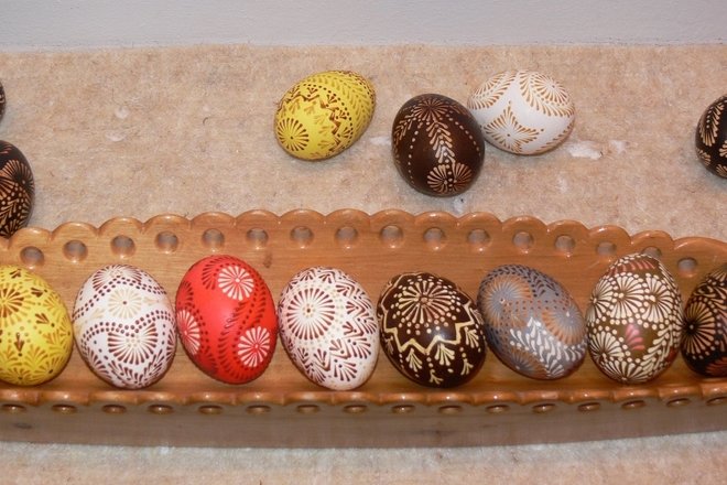 EGG DECORATION