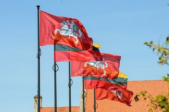 VALSTYBINGUMO ŽENKLAI KURŠĖNUOSE