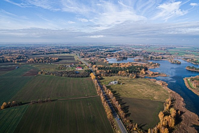 ARIMAIČIAI LAKE