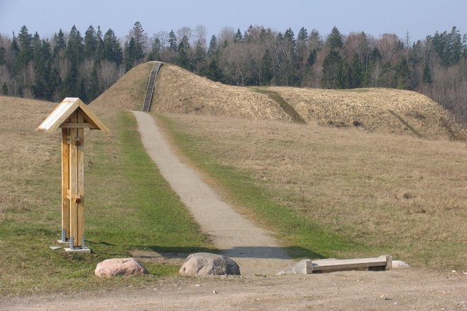 BUBIAI CASTLE MOUND