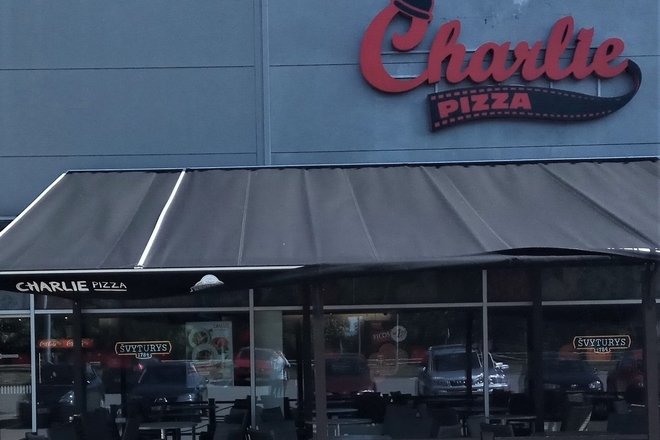 CHARLIE PIZZA