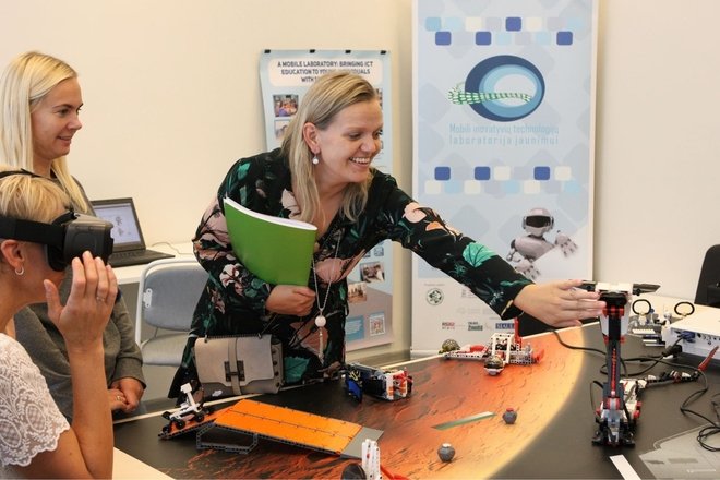 INOVATYVIŲ TECHNOLOGIJŲ LABORATORIJA