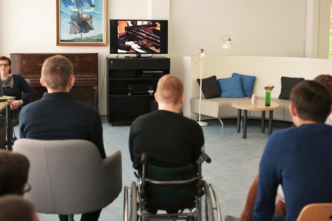 MUZIKOS INSTRUMENTŲ PASAULYJE 