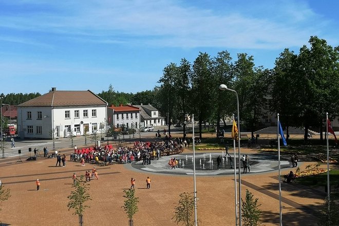 PAKRUOJIS UNITY SQUARE FOUNTAIN