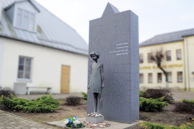 UN MONUMENT POUR LES JUIFS DE SHEDWA