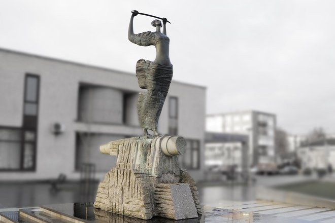 MONUMENT À LA VICTOIRE SUR L’ARMÉE DE BERMONT